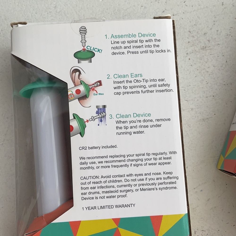 [ ClearEar OTO-TIP Ear Cleaner & 29 Replacement Tips ] - Picture 4 of 5